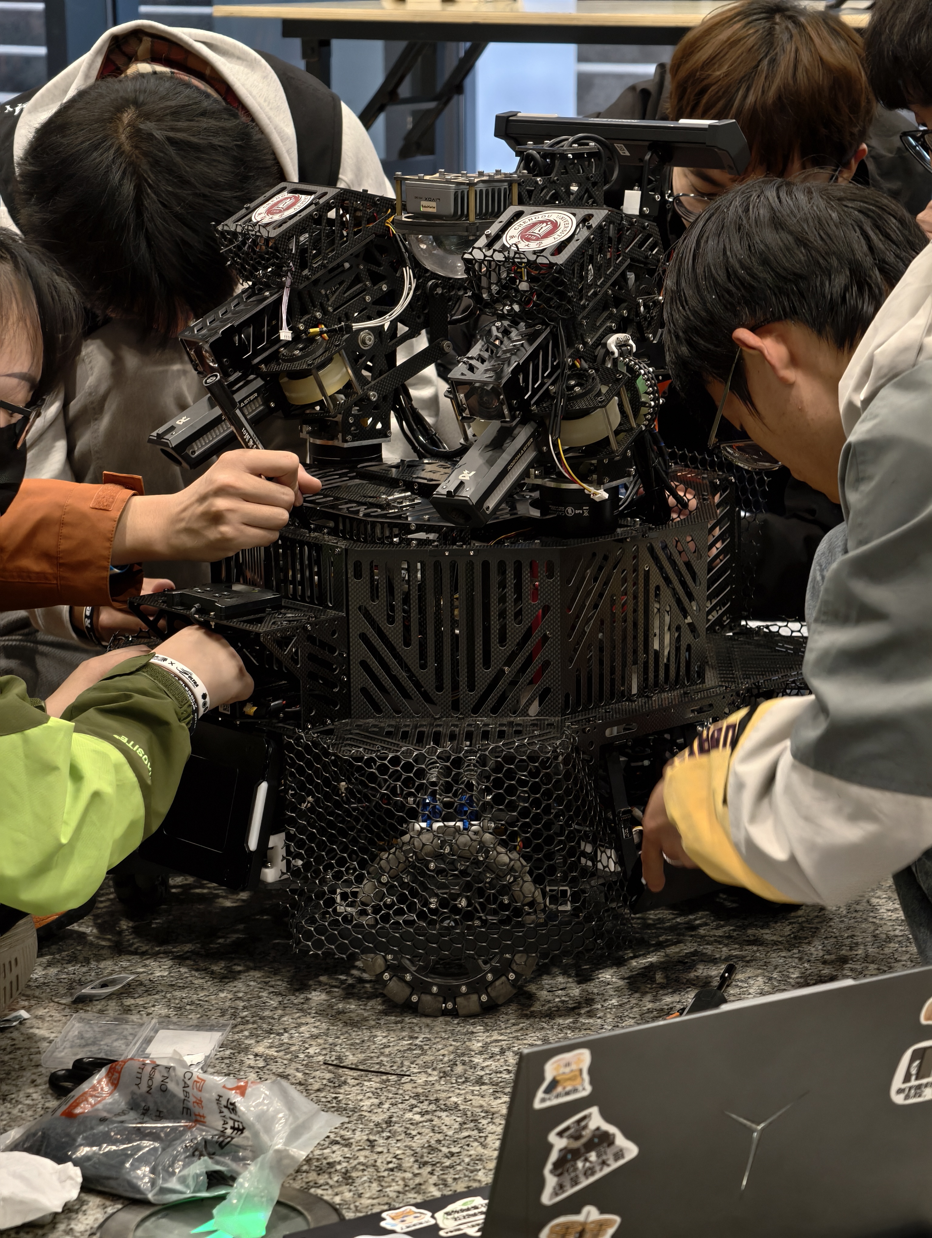 哨兵机器人整体